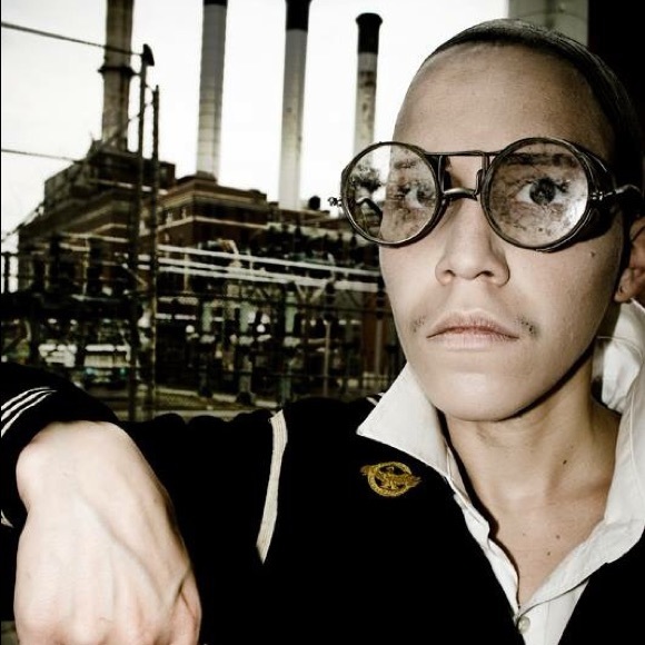 Meet your Posher, Janyne - Picture 10 of 14